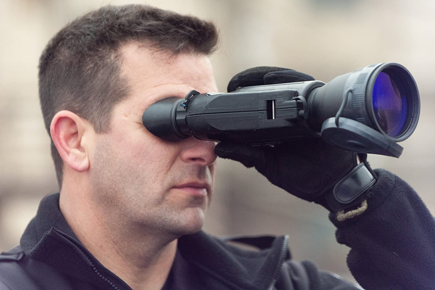 the-best-night-vision-binoculars-of-2022-see-through-the-night-bino