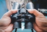 How Do You Set Up A Binocular Diopter?